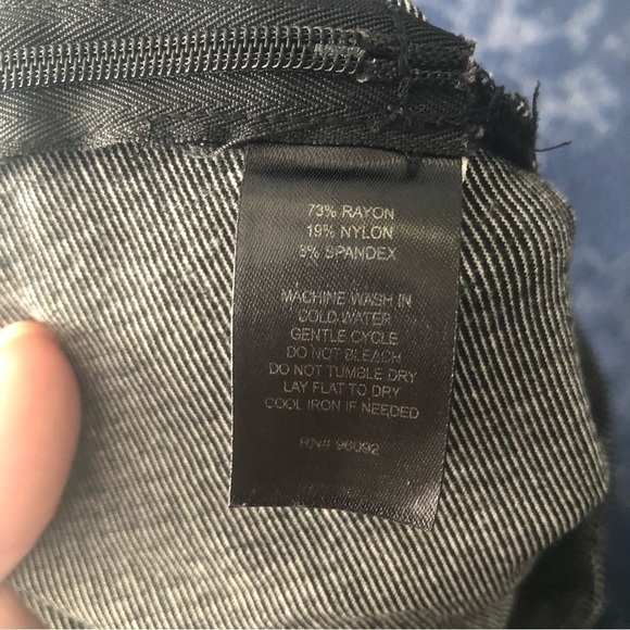 WILLI Smith Size 8 Black/White Ankle Length Pants - Picture 6 of 6